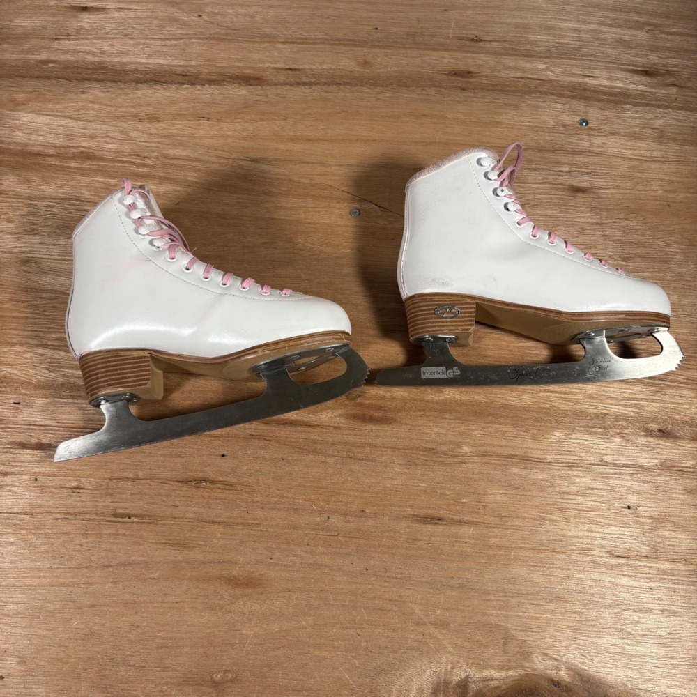 Riedell Horizon White Figure Skates Size 4 EU34 Pink Laces Stainless Steel Blade